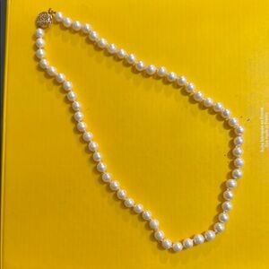 Elegant White Pearl Necklace